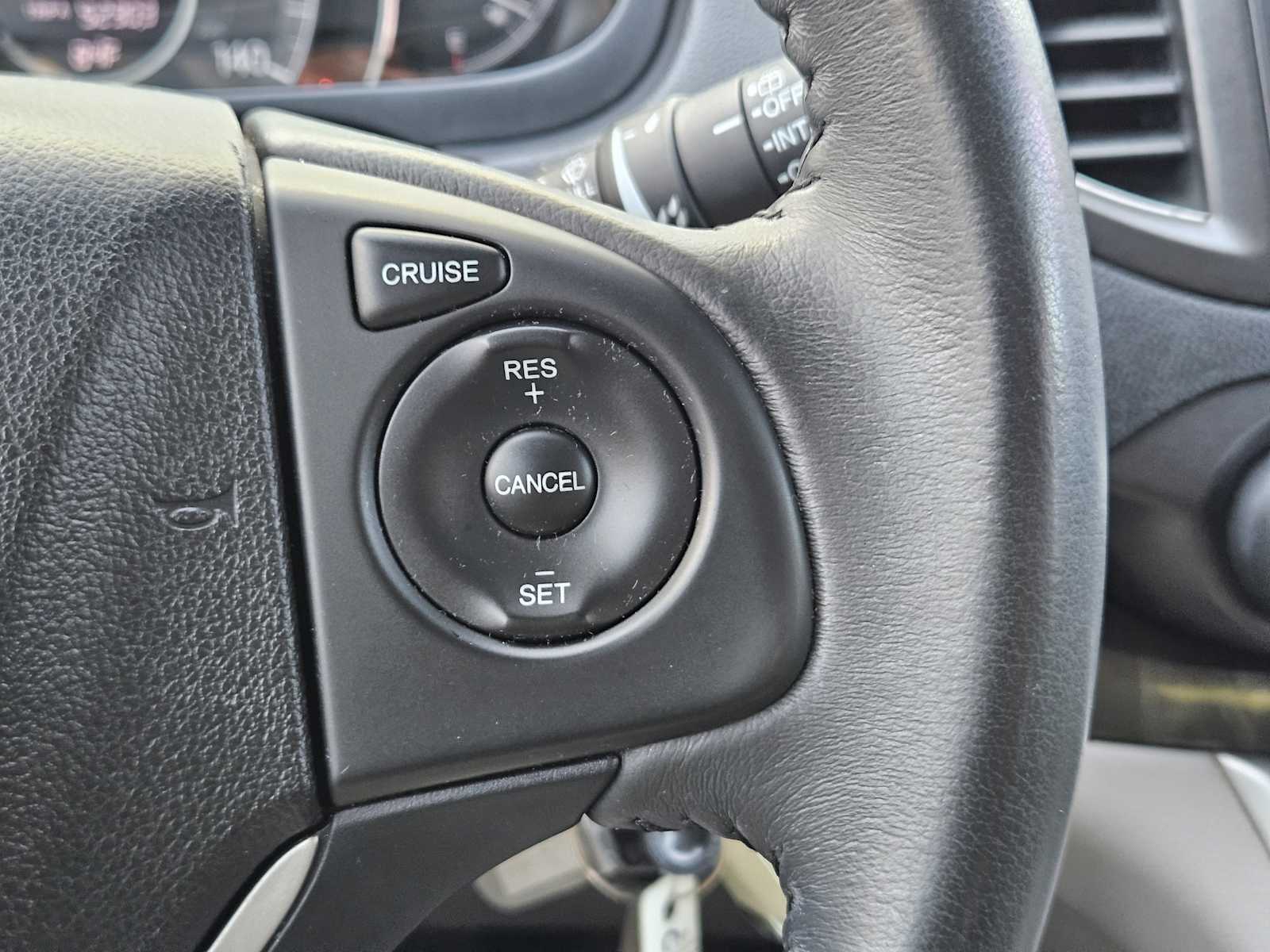 Used 2012 Alabaster Silver Metallic Honda EX-L image 25