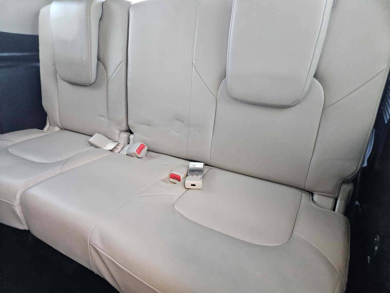 Used 2023 Aspen White Tricoat Nissan SL image 25