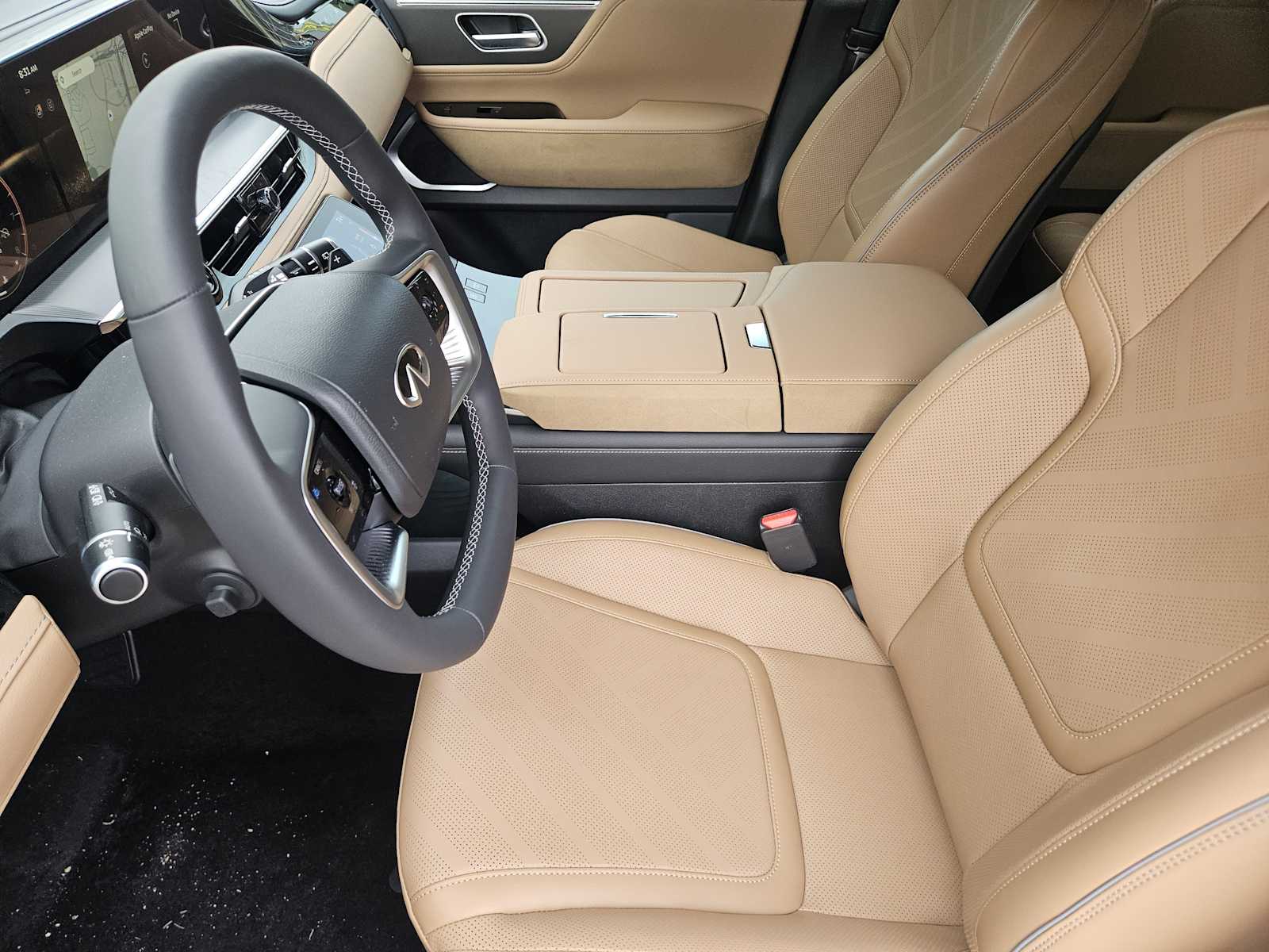 New 2027 RADIANT WHITE INFINITI LUXE image 8