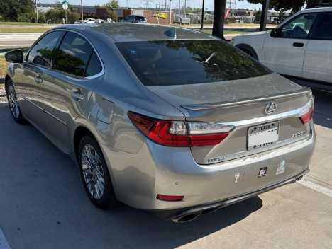 Used 2017 Atomic Silver Lexus  image 3