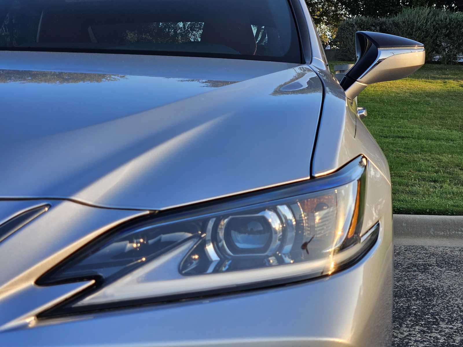 Certified Used 2022 Iridium Lexus F SPORT image 6