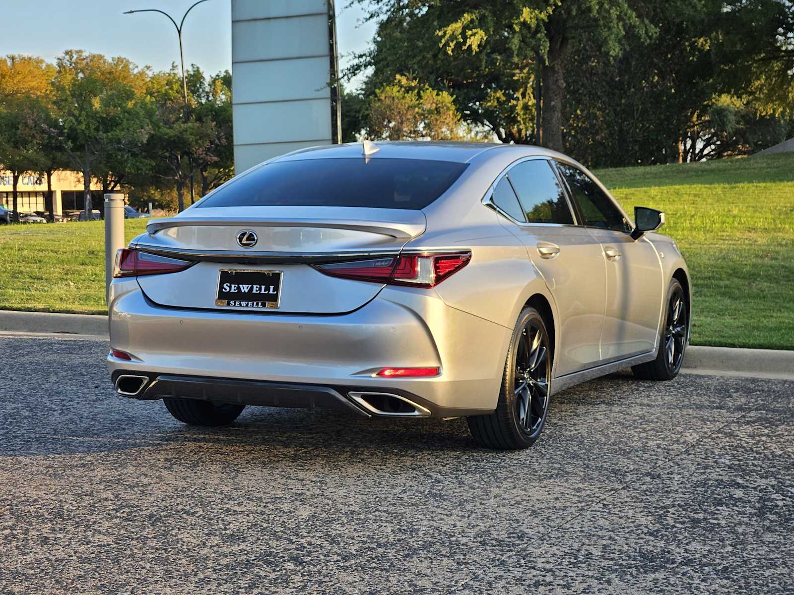 Certified Used 2022 Iridium Lexus F SPORT image 4