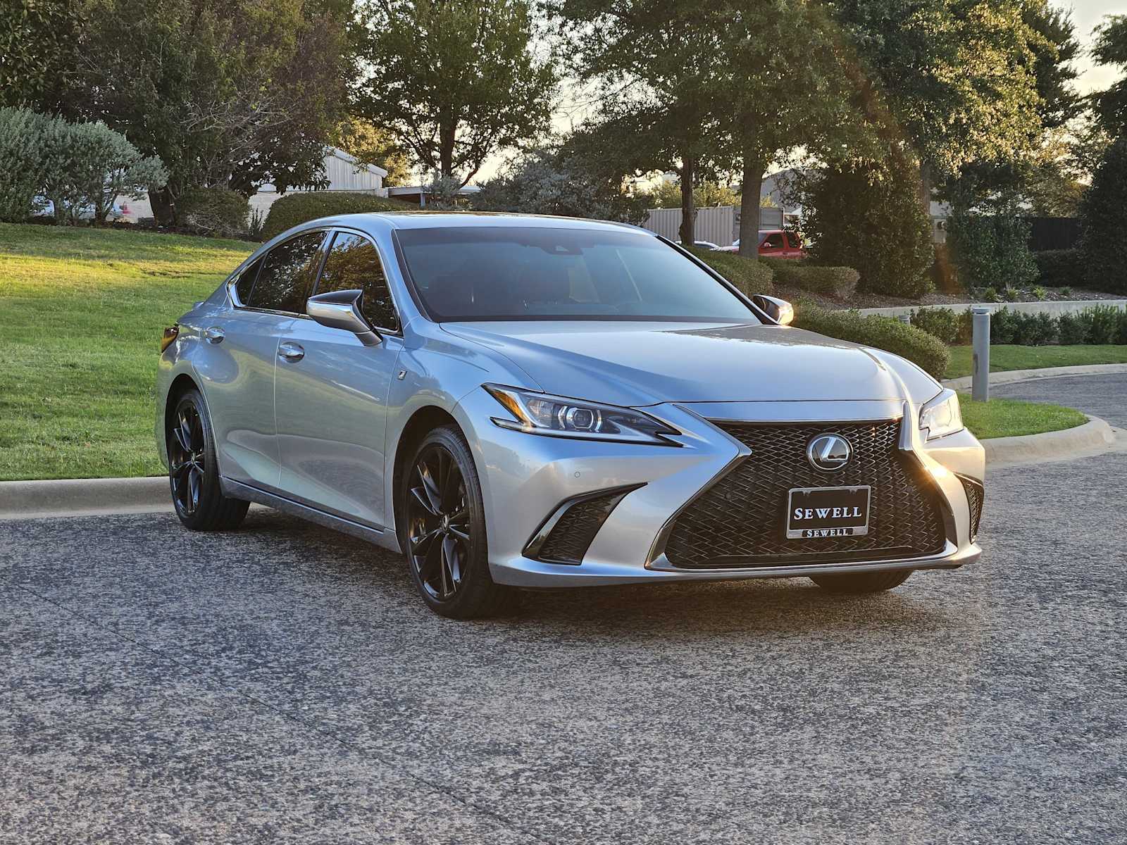 Certified Used 2022 Iridium Lexus F SPORT image 2