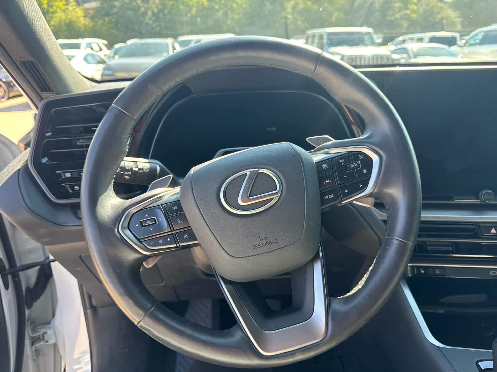 Certified Used 2025 Wind Chill Pearl Lexus Premium image 11