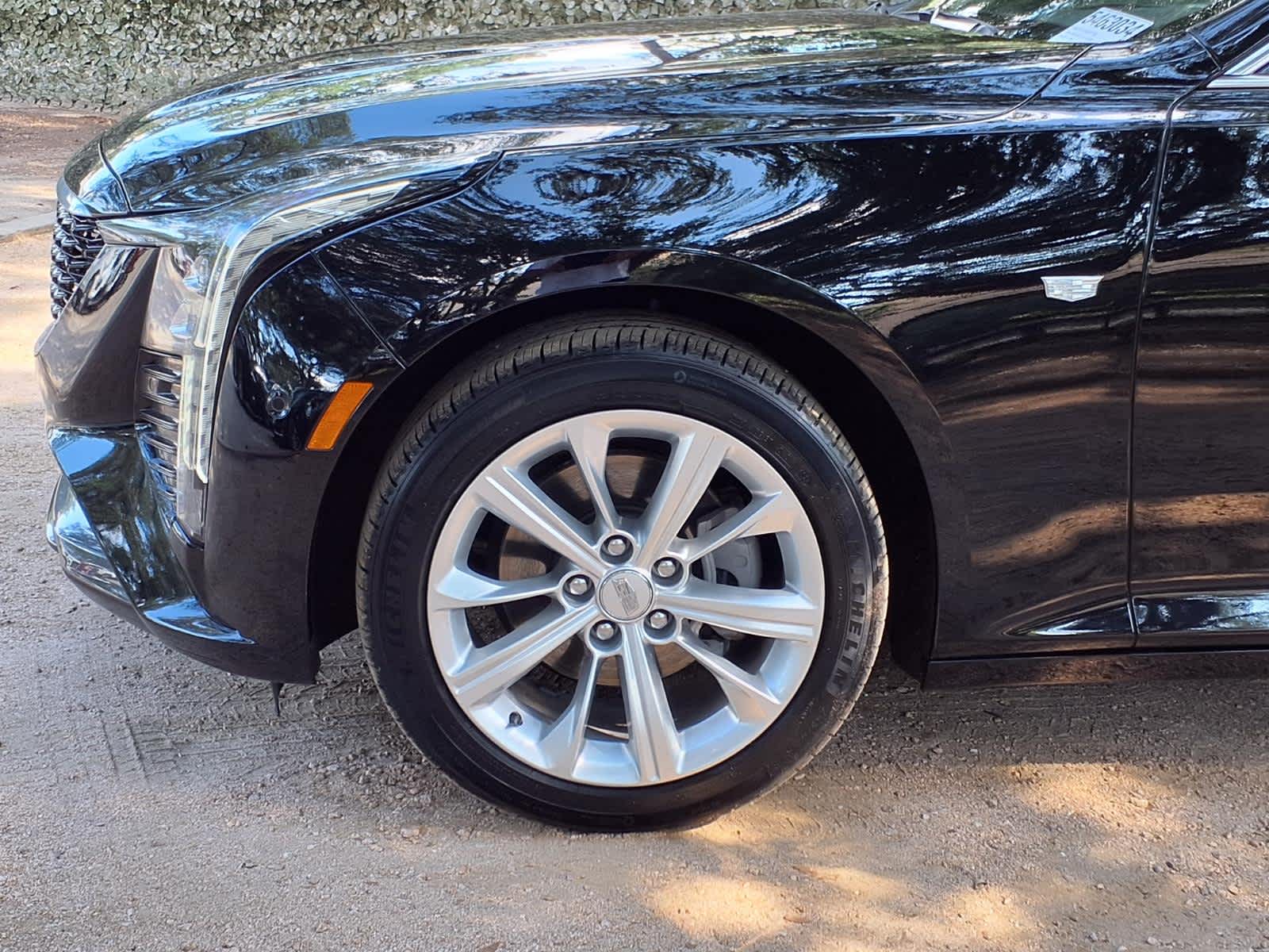 Certified Used 2025 Black Raven Cadillac Premium Luxury image 8