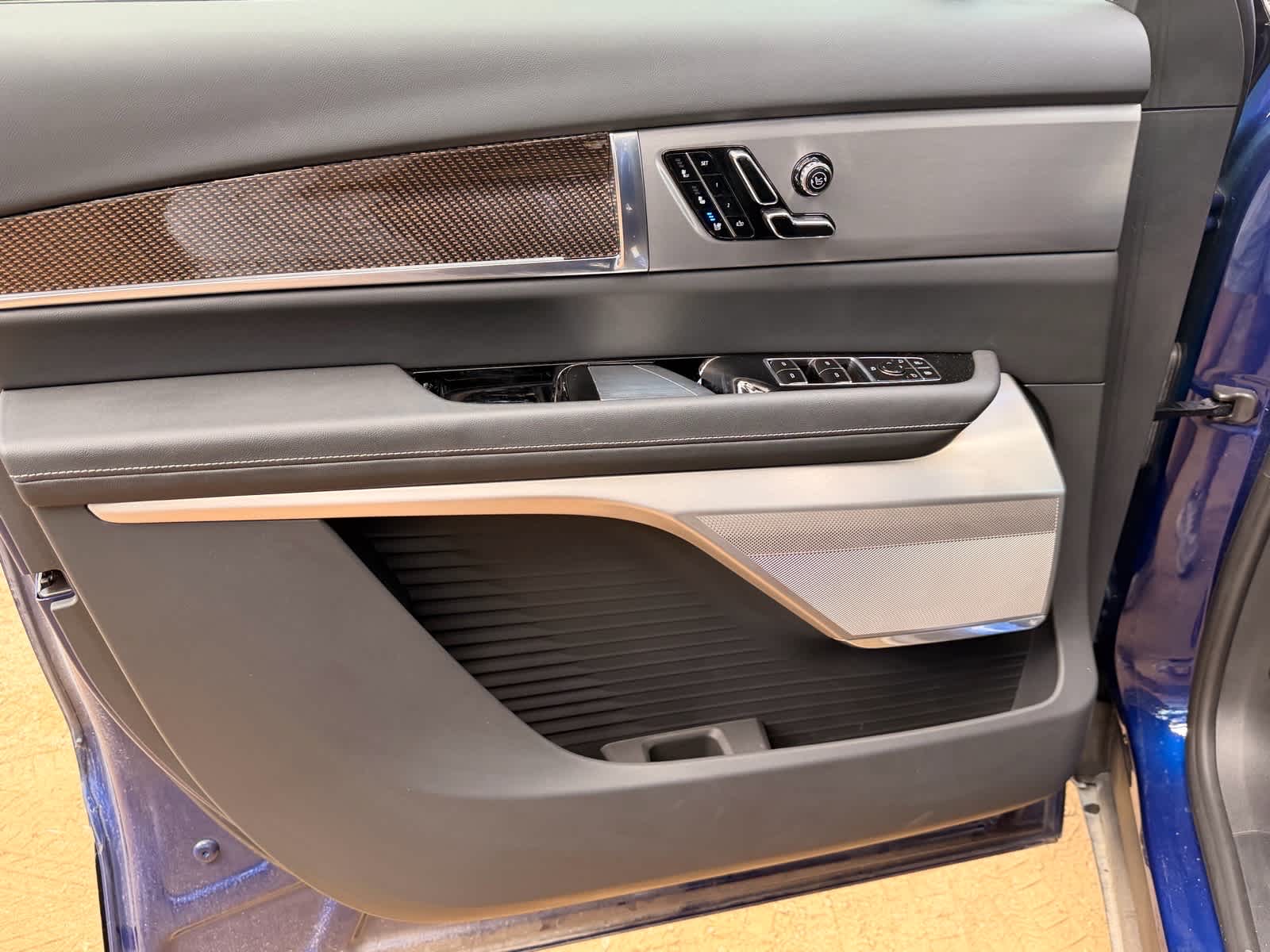 car-gallery-28