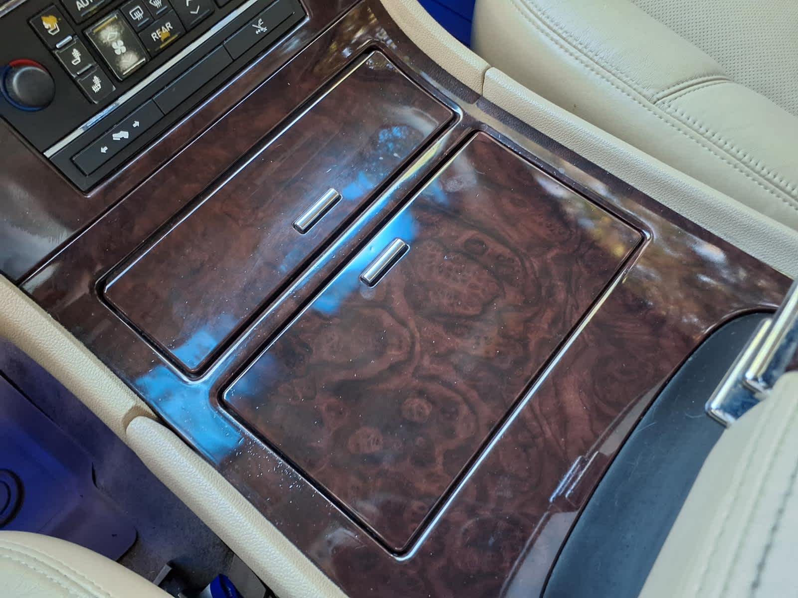 Used 2011 White Diamond Tricoat Cadillac Premium image 24