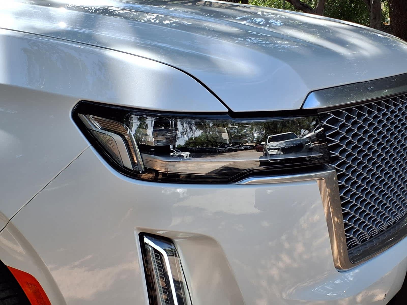 Certified Used 2023 Crystal White Tricoat Cadillac 4WD Premium Luxury Platinum image 6