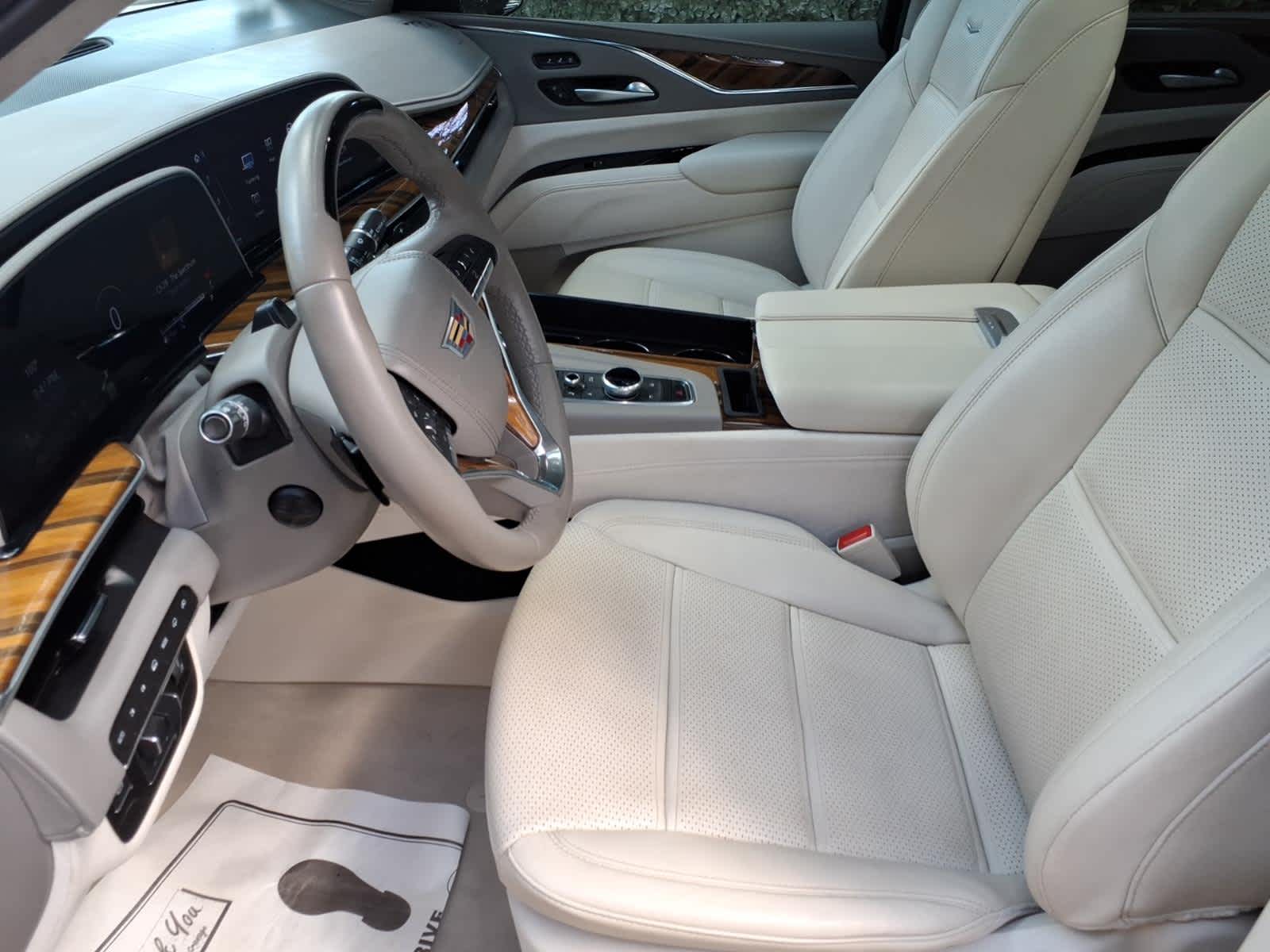 Used 2024 Crystal White Tricoat Cadillac Sport Platinum image 14