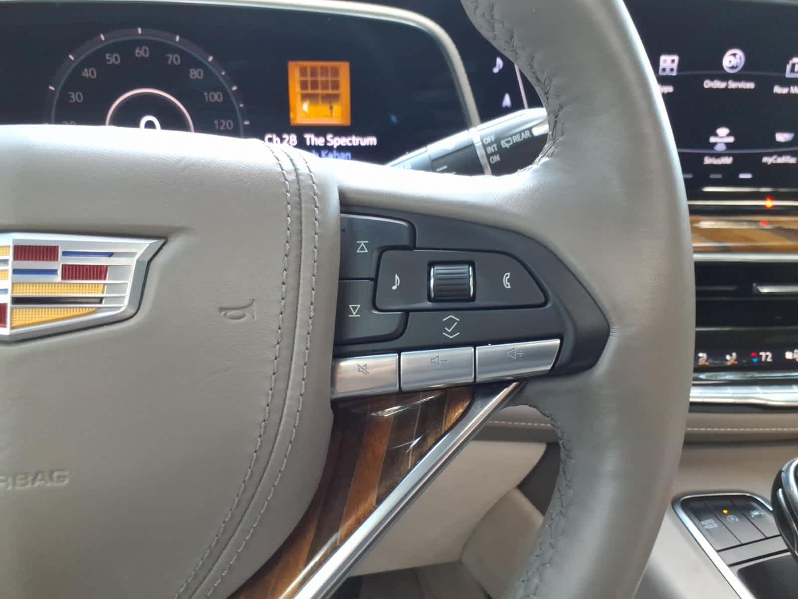 Used 2024 Crystal White Tricoat Cadillac Sport Platinum image 23
