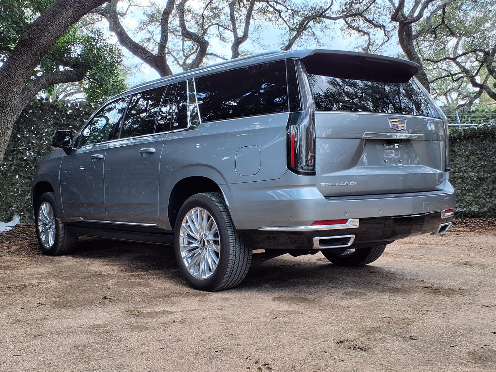 Certified Pre-Owned 2025 Cadillac Escalade ESV Premium Luxury SUV