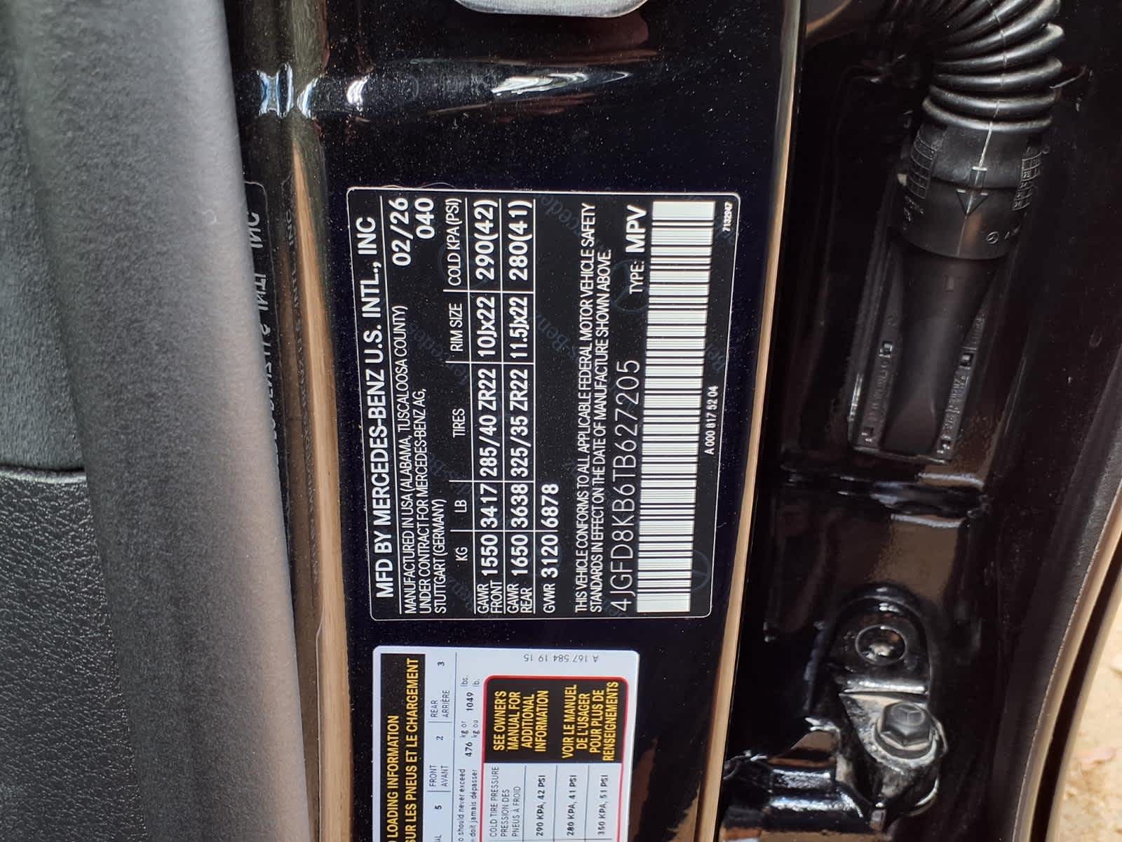 Used 2026 BLK Mercedes-Benz AMG® GLE 63 S image 32