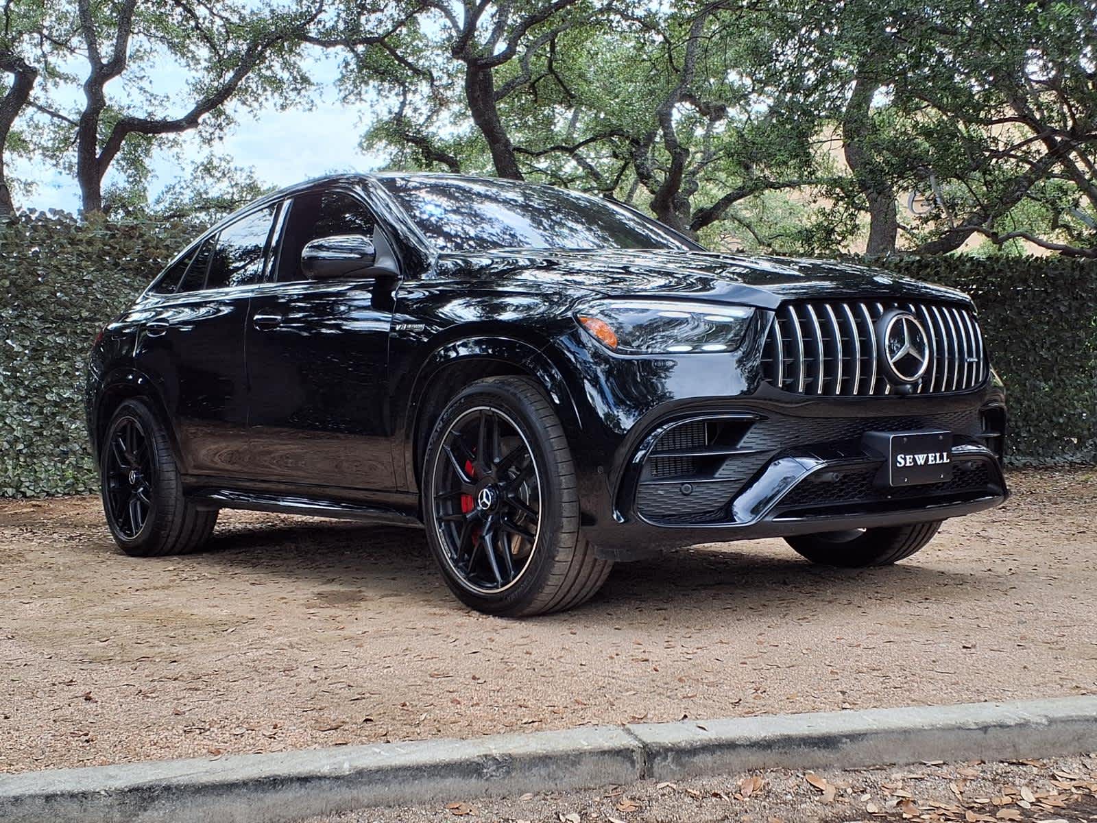 Used 2026 BLK Mercedes-Benz AMG® GLE 63 S image 4