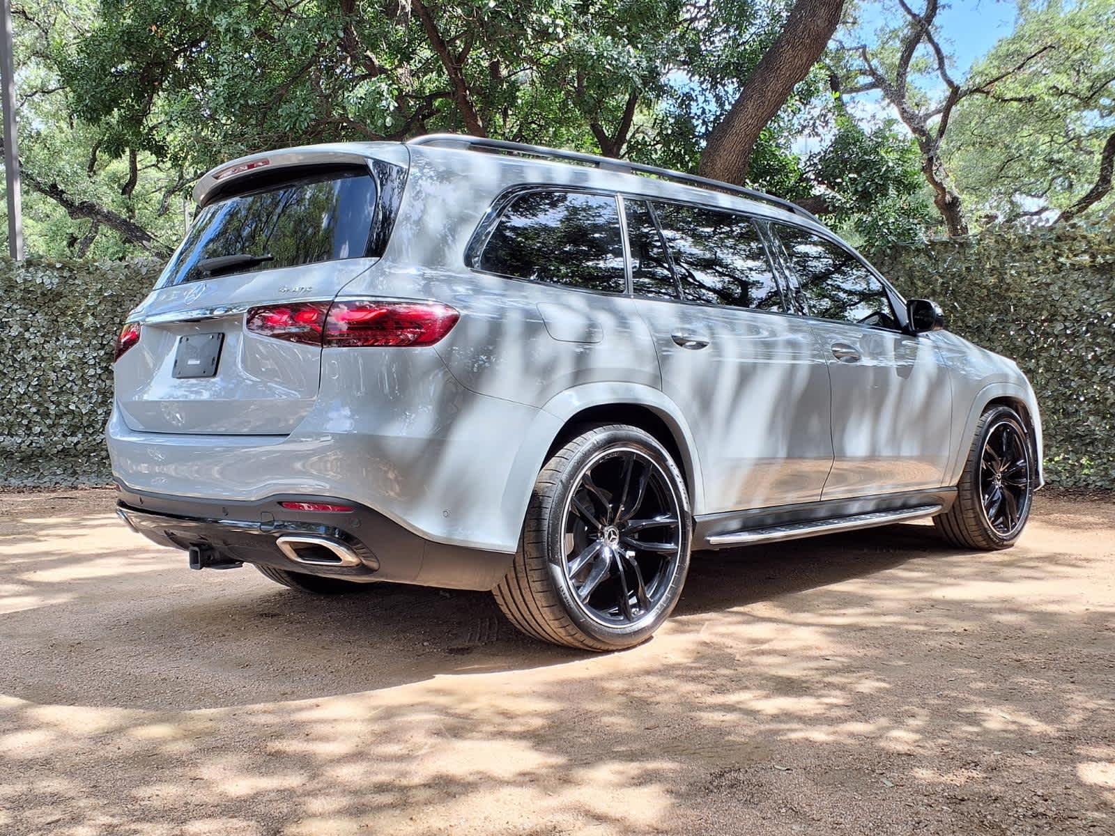 Used 2024 MANUFAKTUR Alpine Grey Mercedes-Benz GLS 580 image 8