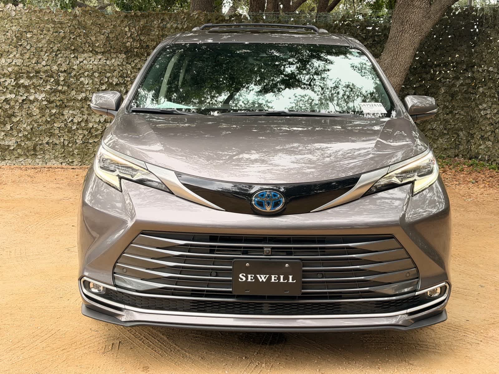 Used 2022 Predawn Gray Mica Toyota Platinum image 8