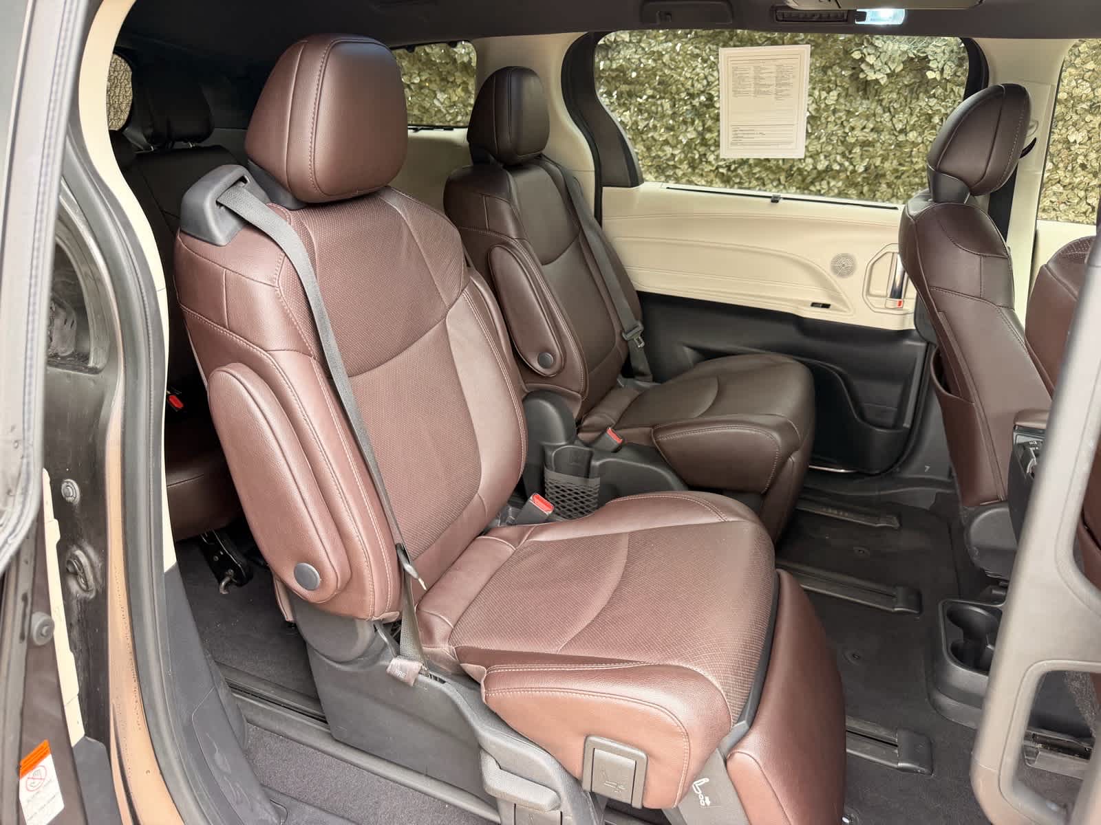 Used 2022 Predawn Gray Mica Toyota Platinum image 32