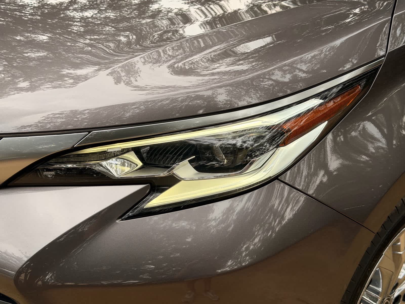 Used 2022 Predawn Gray Mica Toyota Platinum image 9