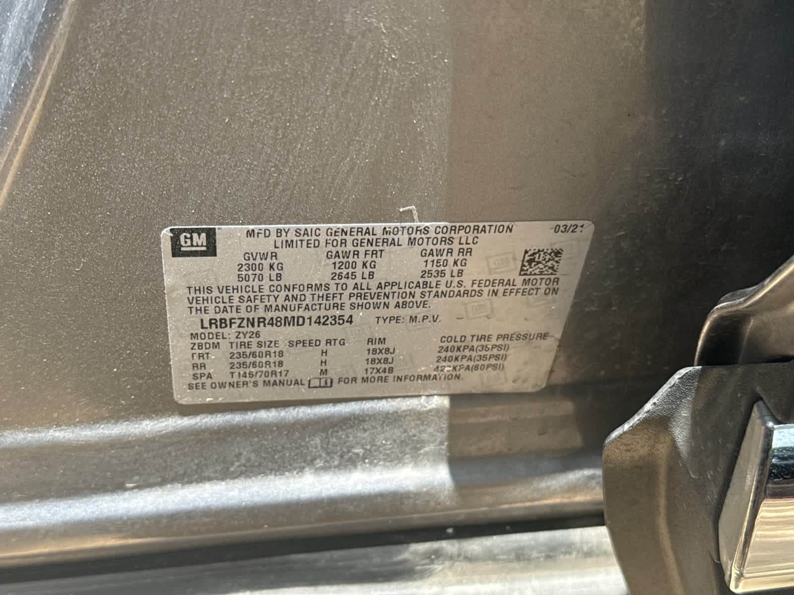 Used 2021 Satin Steel Metallic Buick Essence image 27
