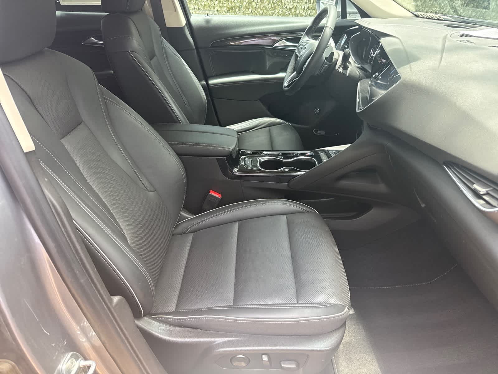 Used 2021 Satin Steel Metallic Buick Essence image 10