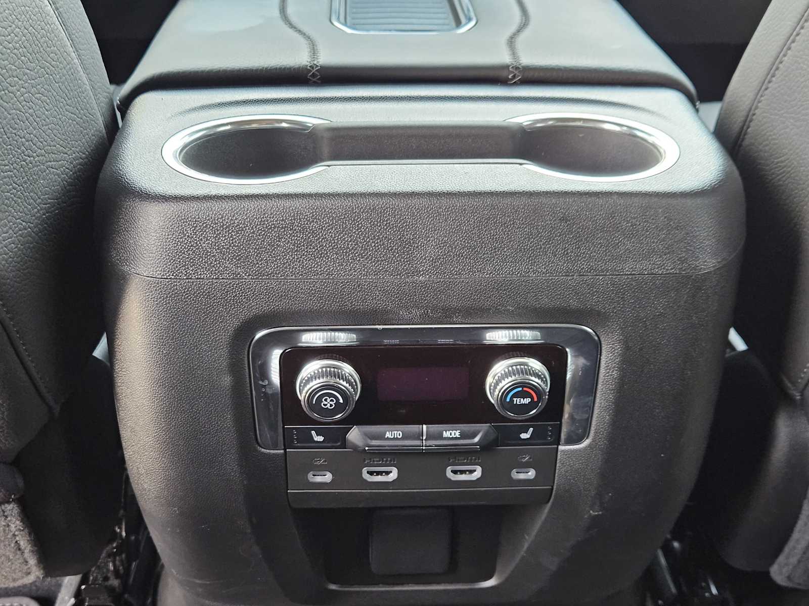 Used 2023 White Frost Tricoat GMC Denali image 30