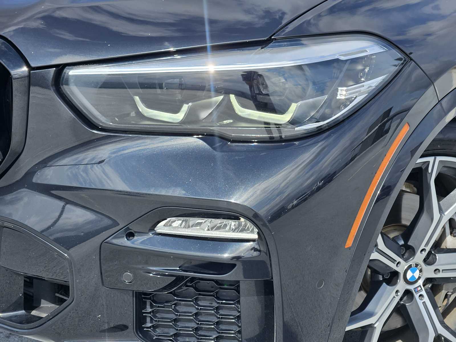 View vehicle photo 7