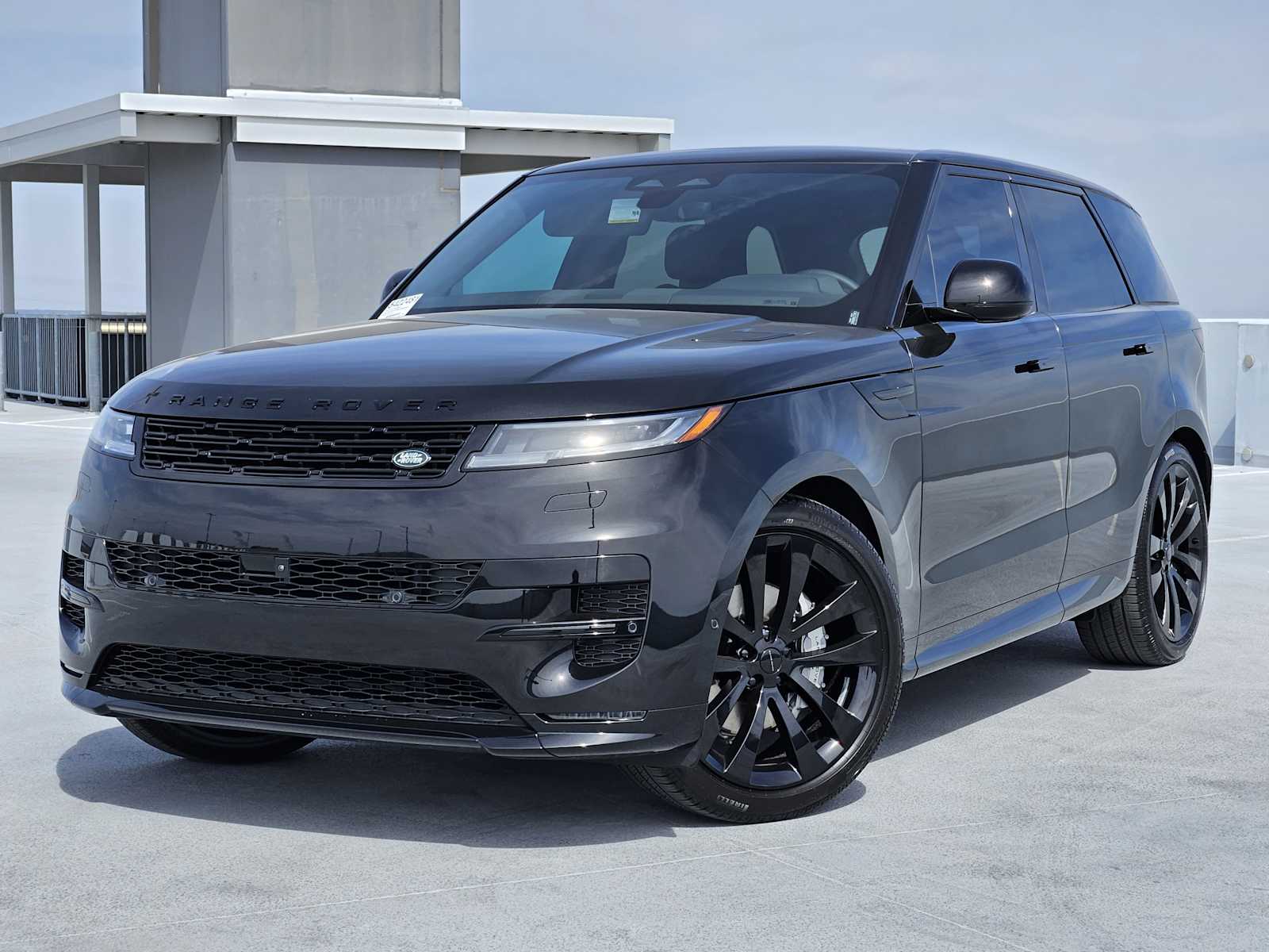 2026 Land Rover Range Rover Sport Dynamic SE