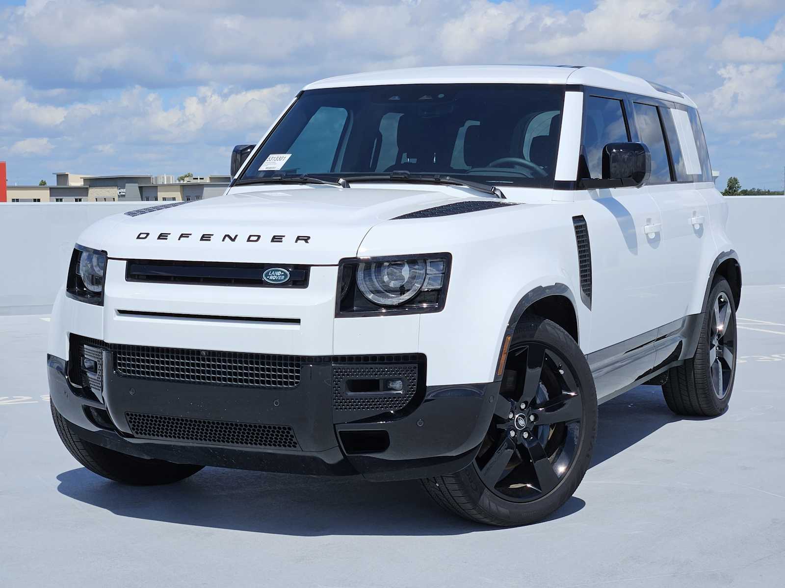 New 2026 Land Rover Defender X-Dynamic SE Sport Utility in