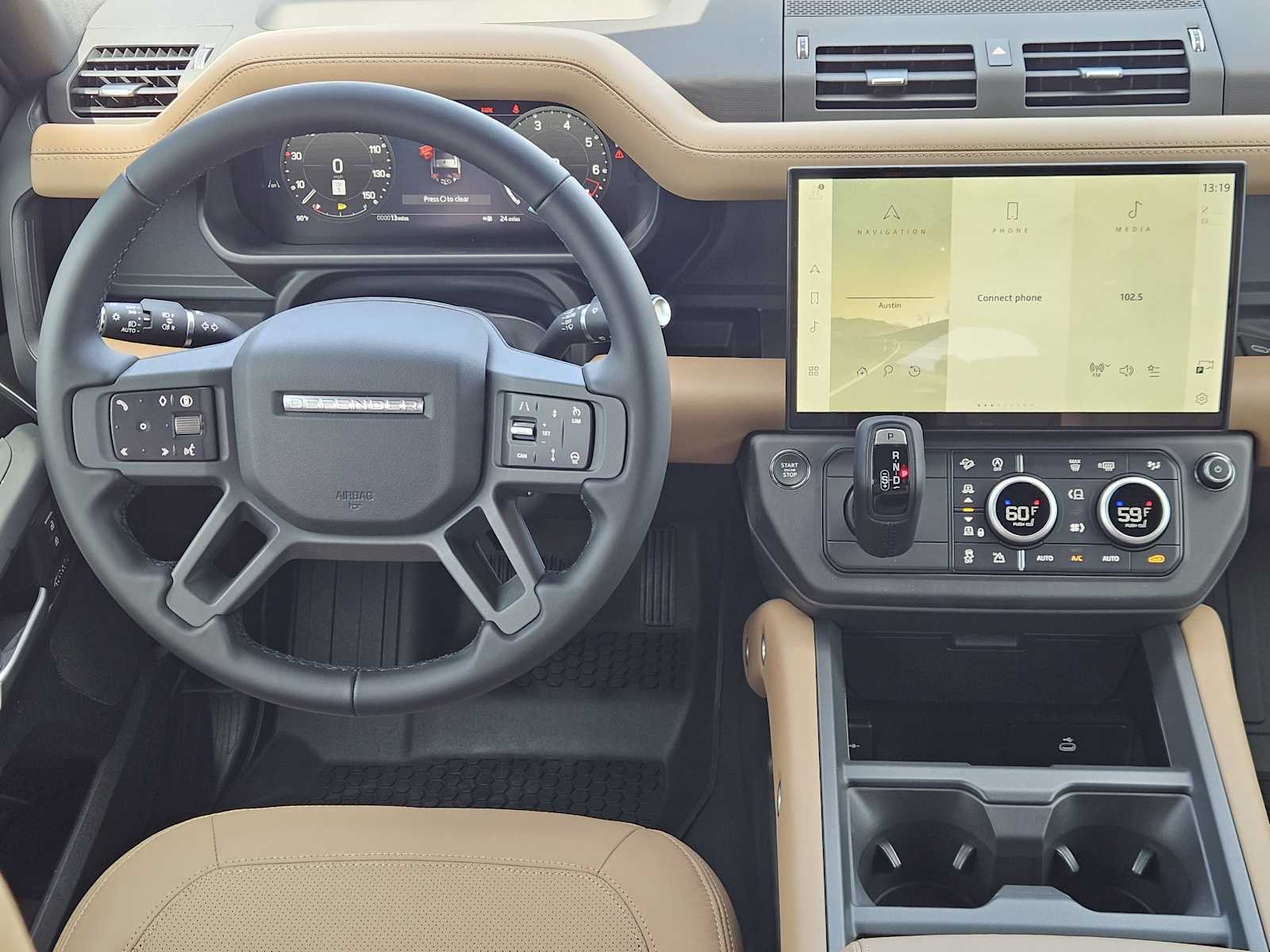 New 2026 FUJI WHITE Land Rover X-Dynamic SE image 26