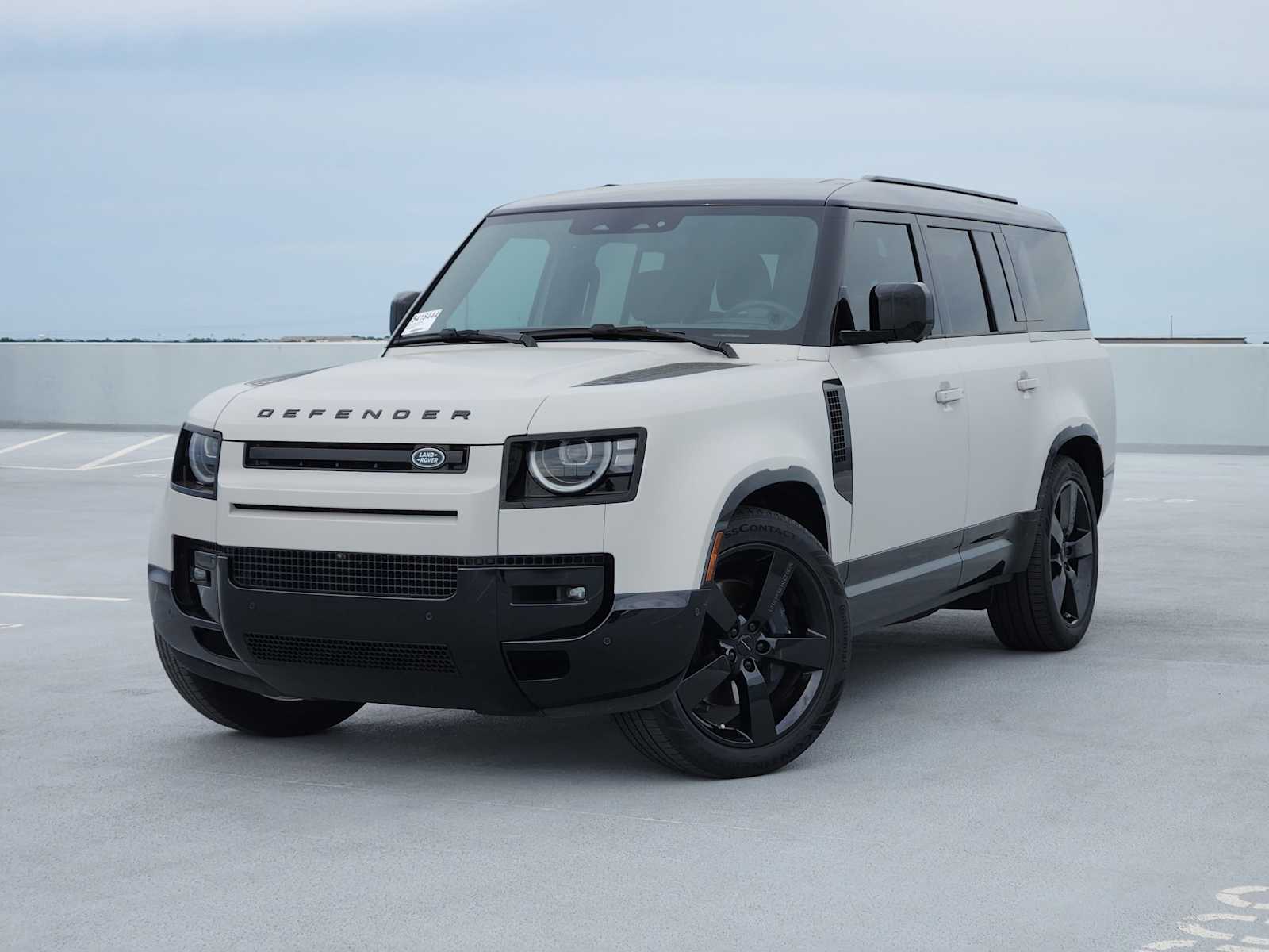 New 2026 Land Rover Defender X-Dynamic SE Sport Utility in