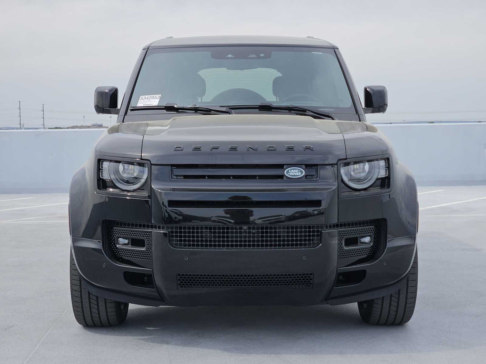 EPIC NEW LAND ROVER DEFENDER 本　希少　未使用 EPIC NEW LAND ROVER DEFENDER 本 希少 未使用 EPIC NEW LAND ROVER