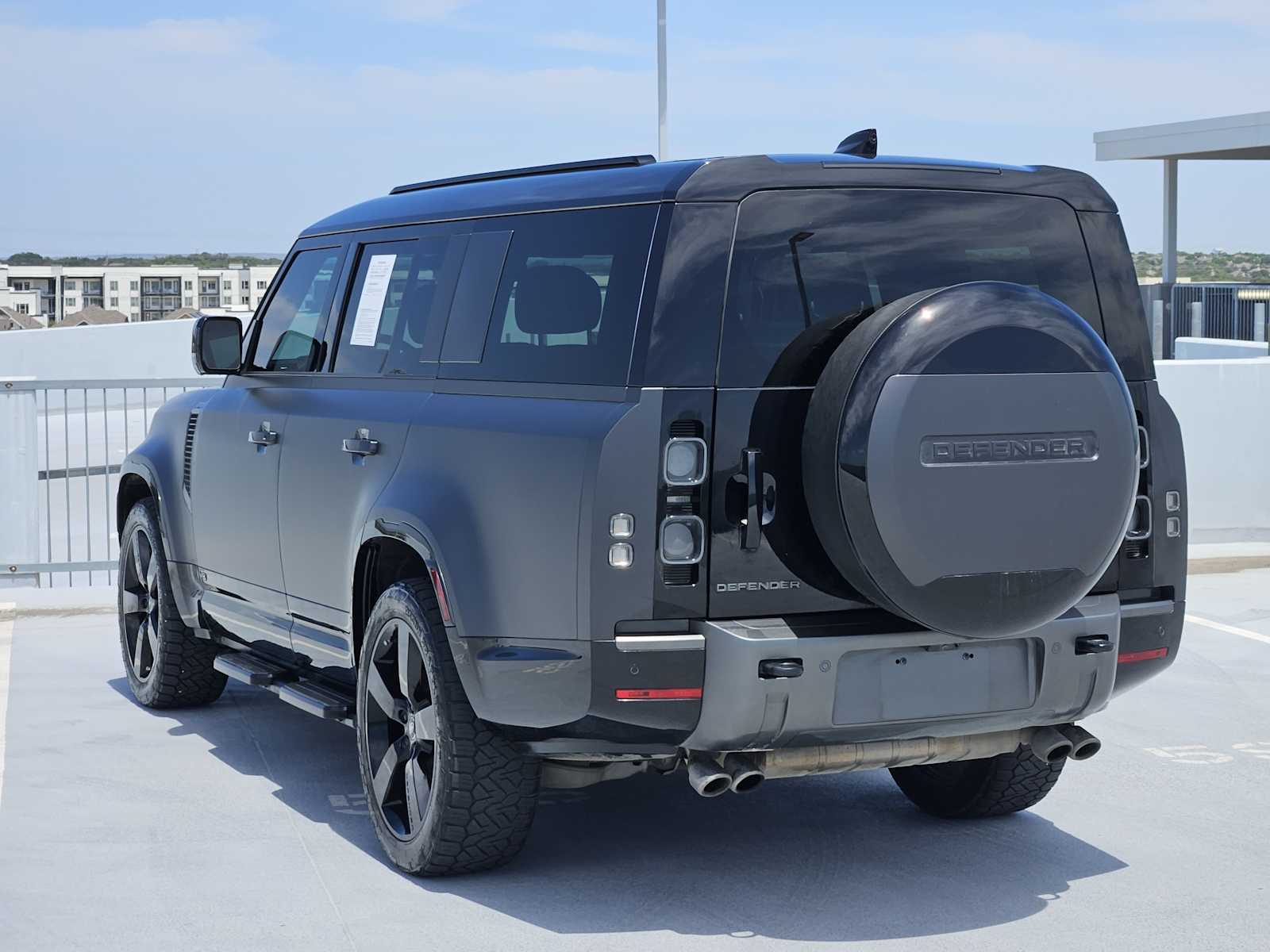 Certified Used 2025 Carpathian Grey Premium Metallic Land Rover V8 image 5