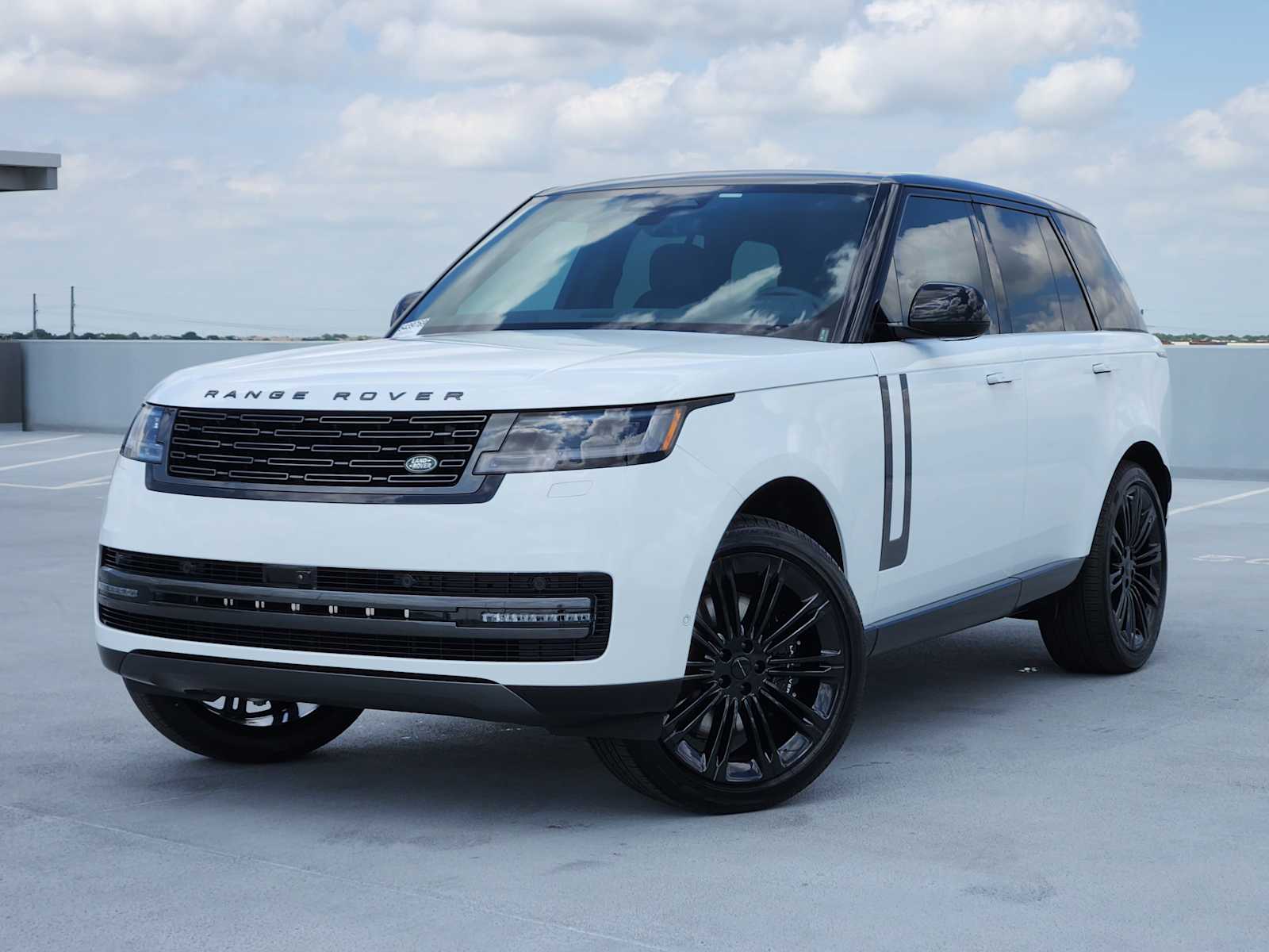 2026 Land Rover Range Rover SE