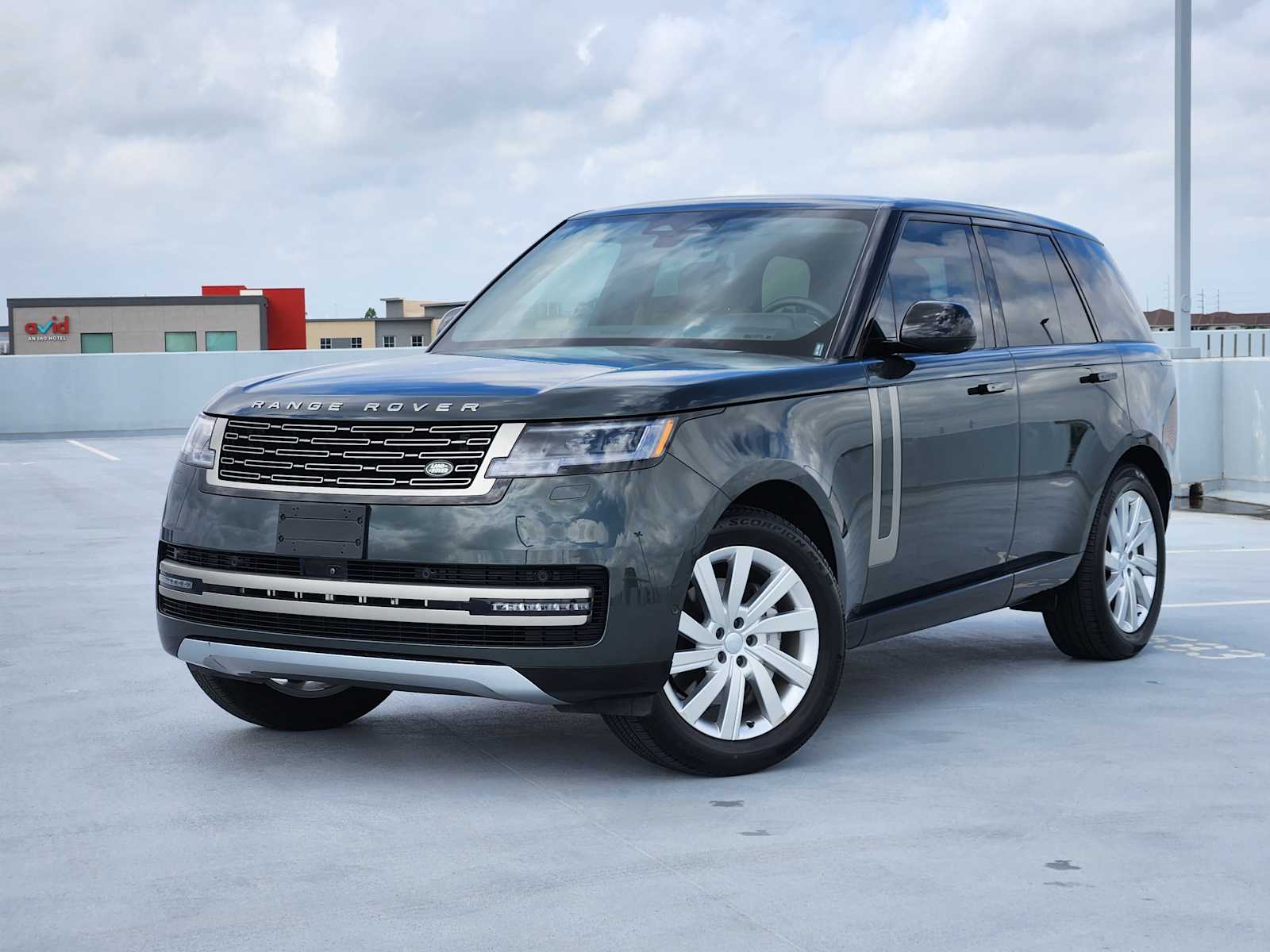Belgravia Green Metallic 2025 Land Rover Range Rover P400 SE AWD SUV / Crossover All-Wheel Drive 8-Speed Automatic