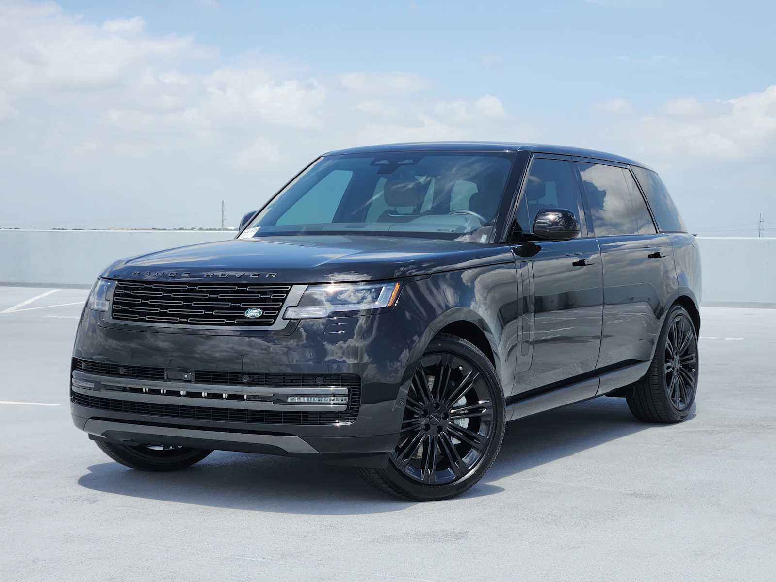 New 2026 Land Rover Range Rover SE Sport Utility in #5441659