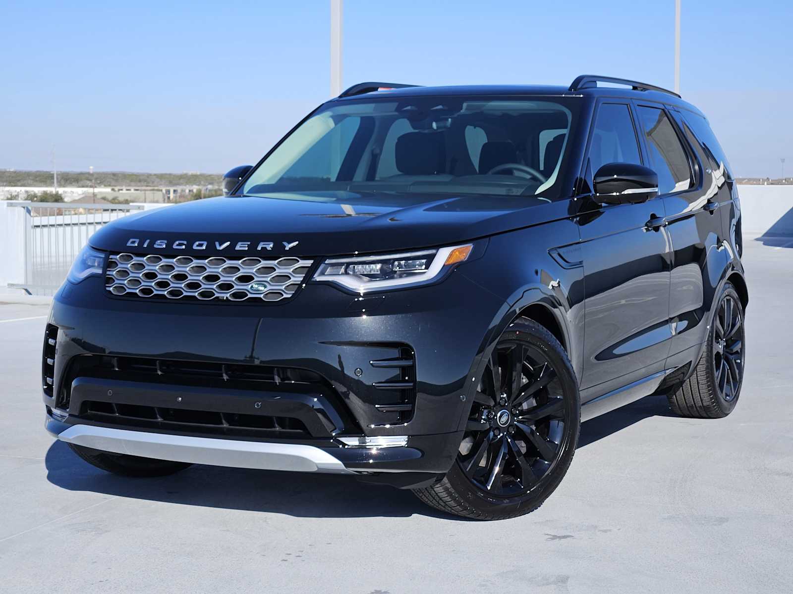 New 2026 Land Rover Discovery Gemini Edition