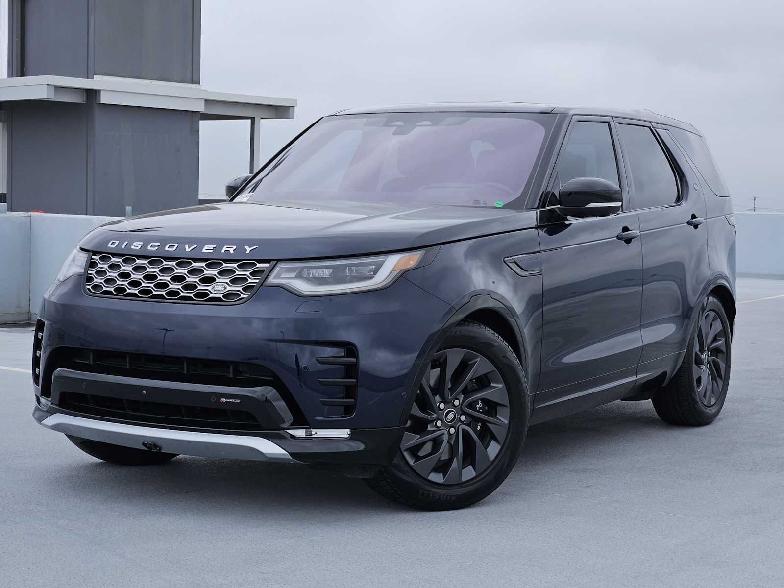 2023 Land Rover Discovery P360 Metropolitan Edition AWD