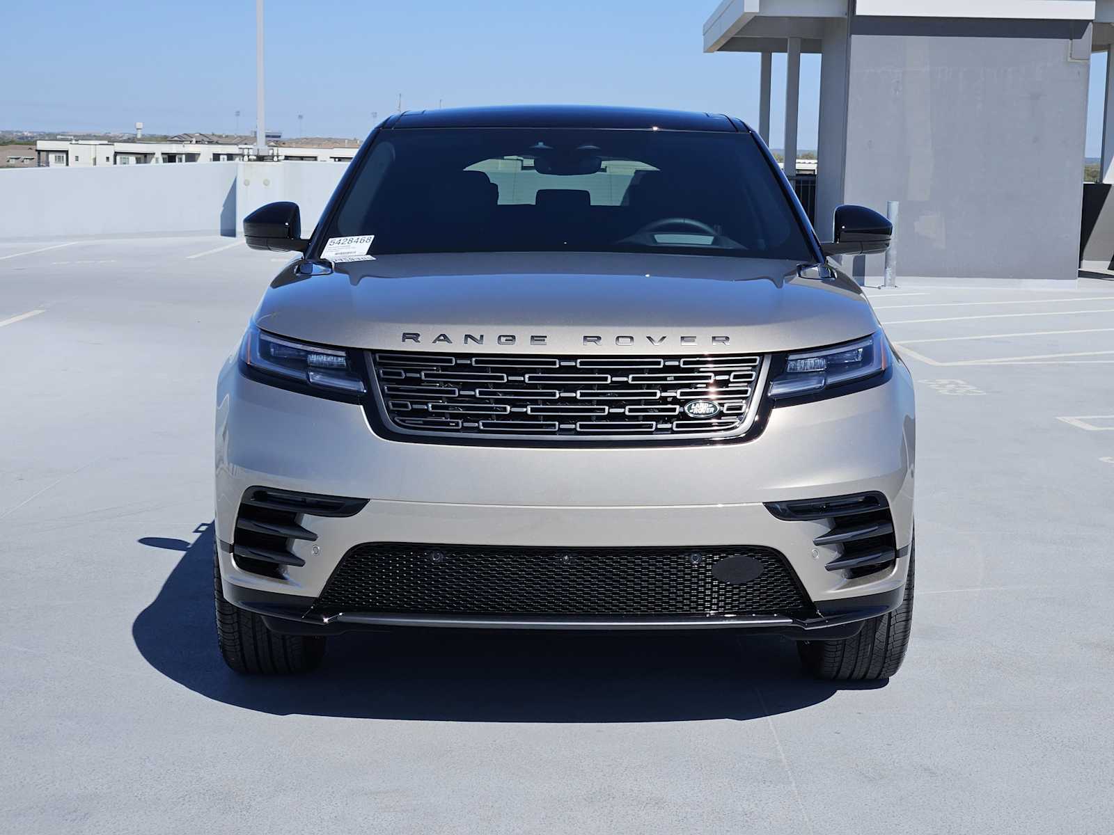 New 2026 Land Rover Range Rover Velar Dynamic SE Sport Utility in ...