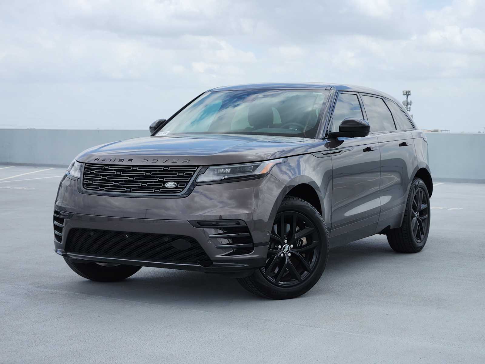 View vehicle photo 2