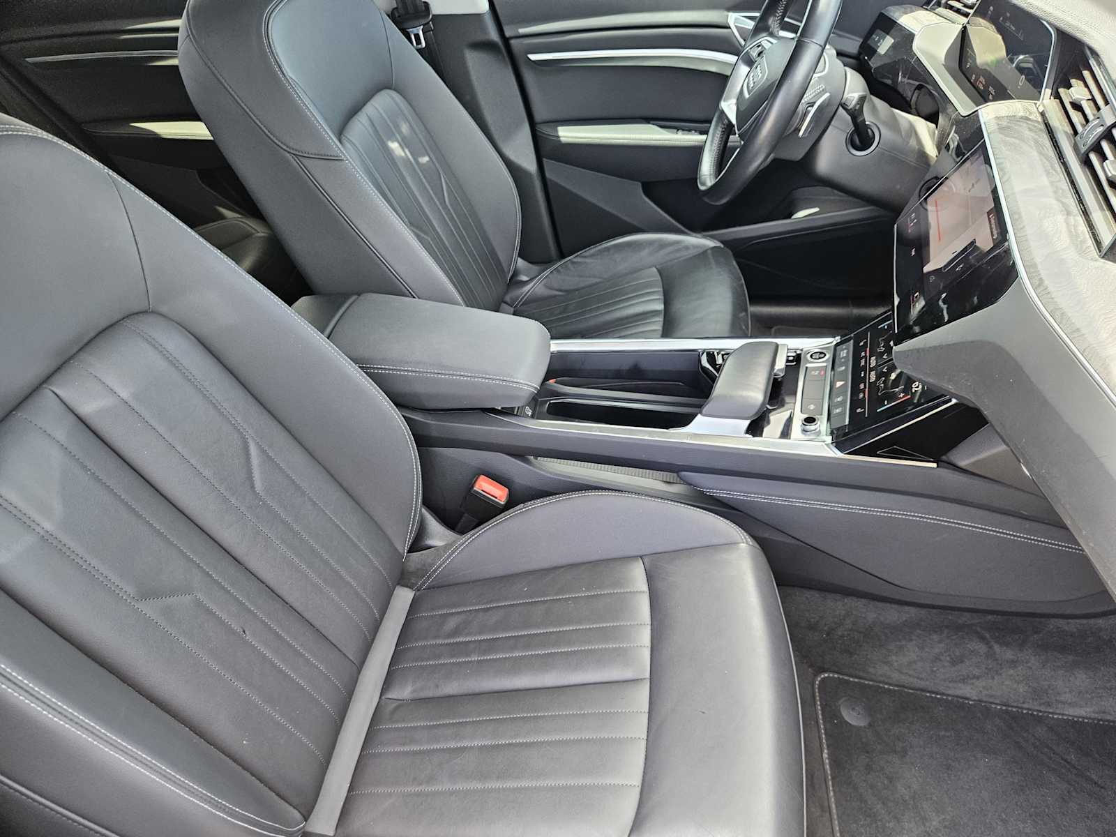 Used 2021 Florett Silver Metallic Audi Premium image 13