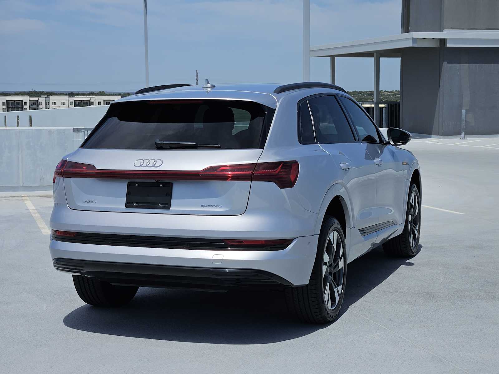 Used 2021 Florett Silver Metallic Audi Premium image 5