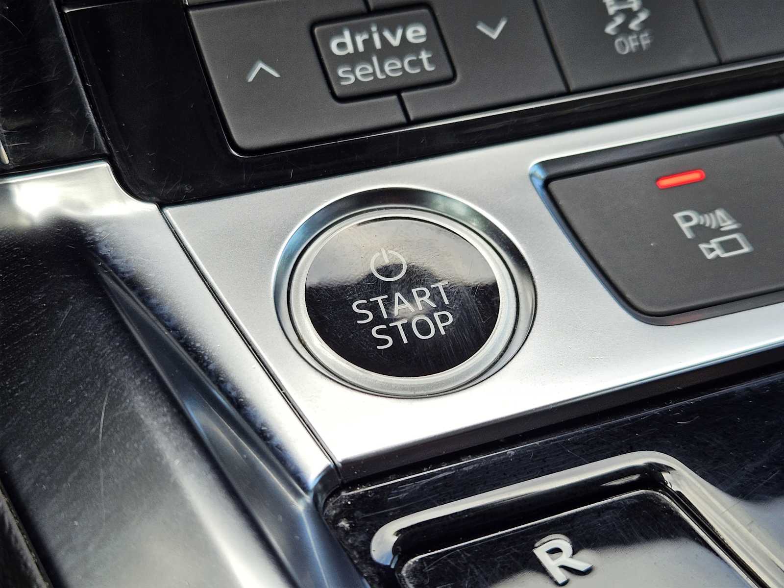 Used 2021 Florett Silver Metallic Audi Premium image 20