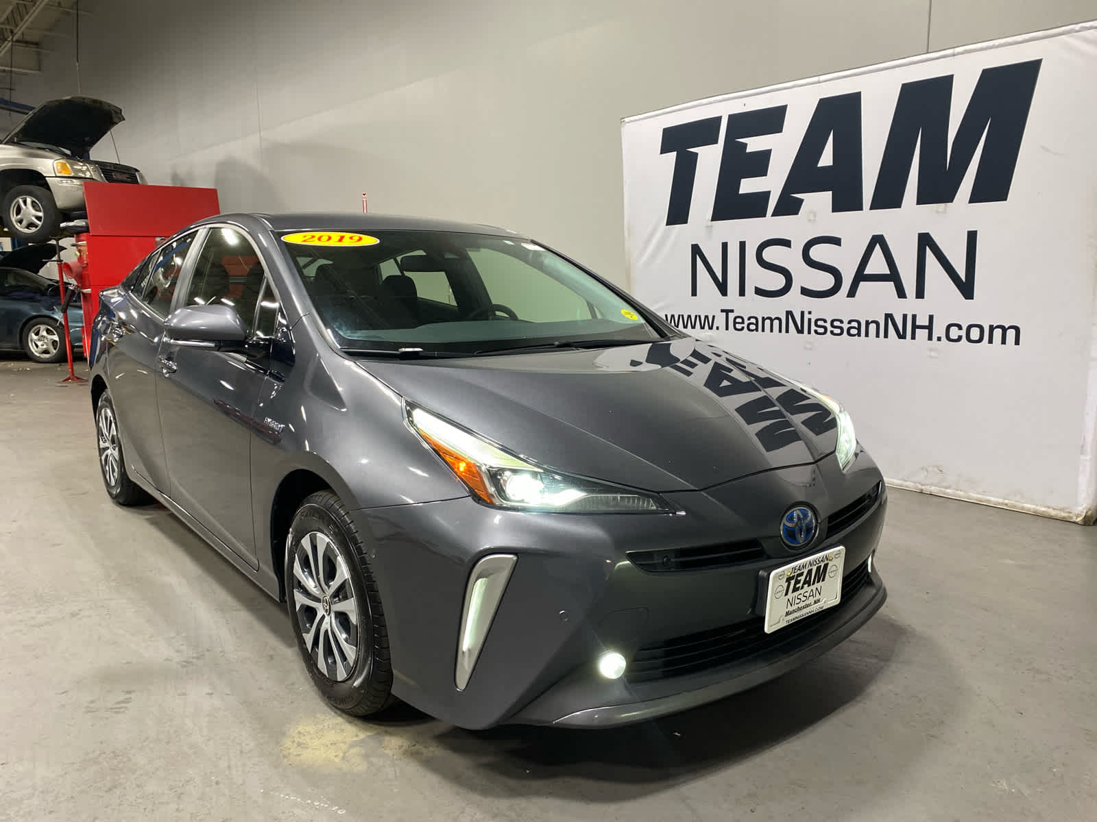 2019 Toyota Prius LE AWD-e
