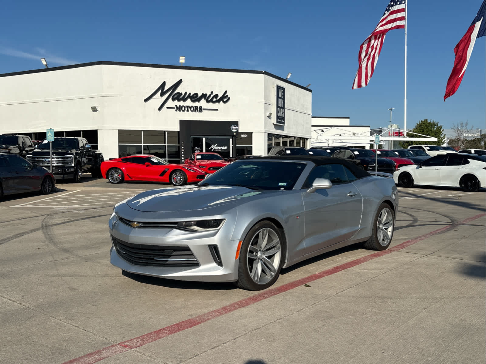 2017 Chevrolet Camaro 1LT, photo 1 of 8