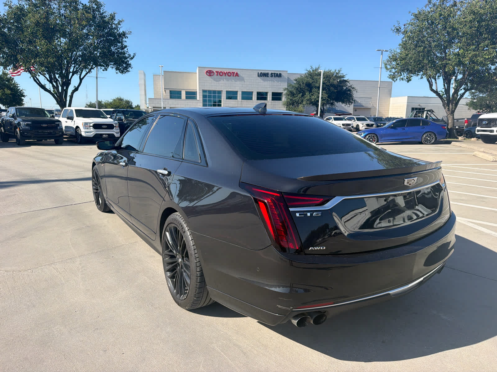 View vehicle photo 3