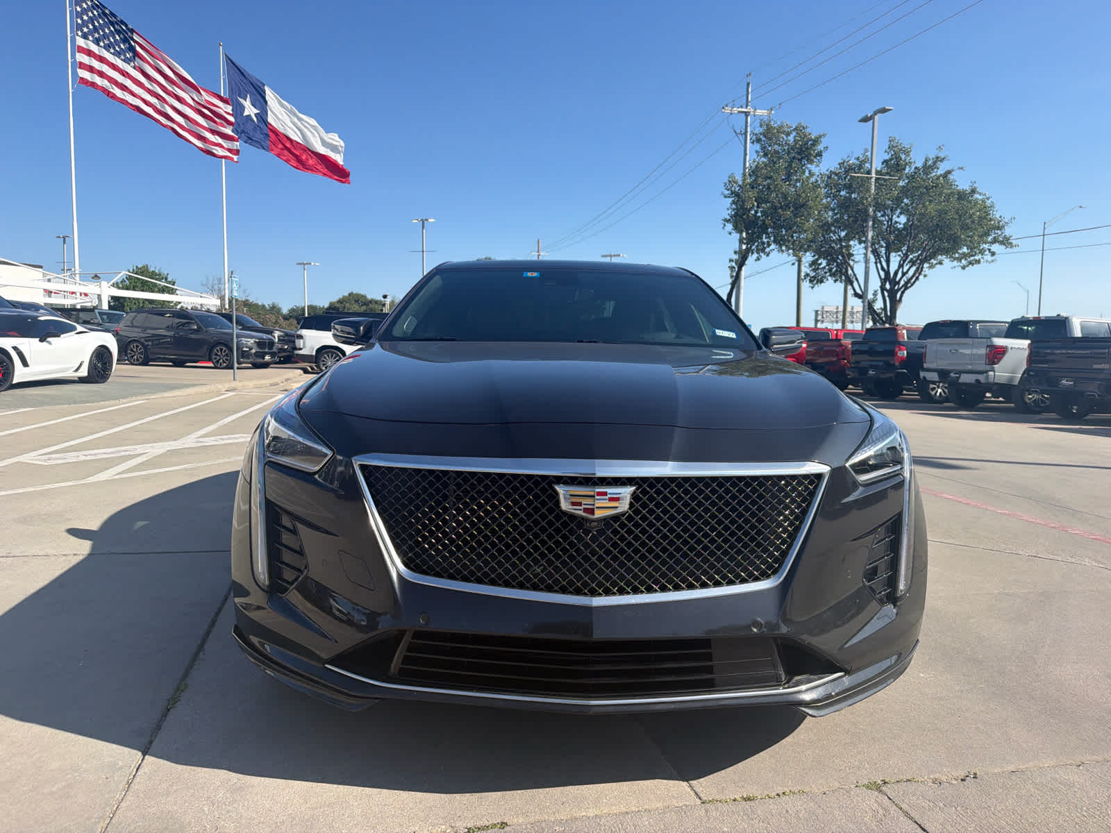 View vehicle photo 6