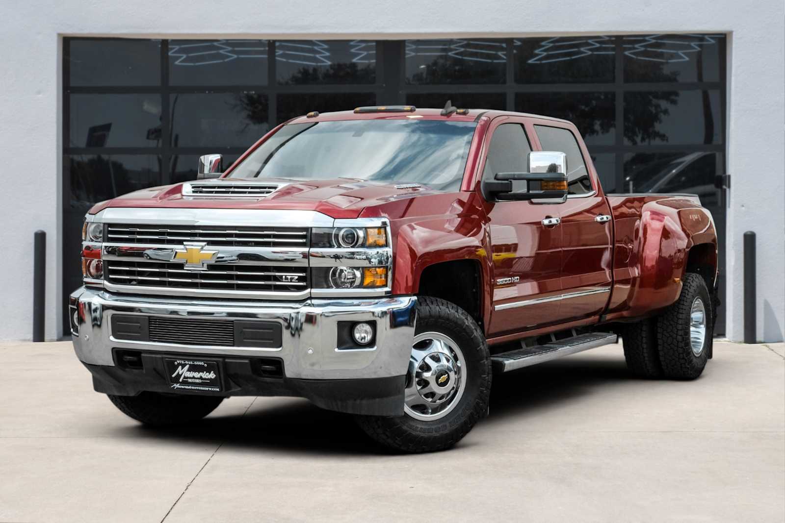 Cajun Red Tintcoat 2018 Chevrolet Silverado 3500HD Pickup Truck Four-Wheel Drive 6-Speed Automatic