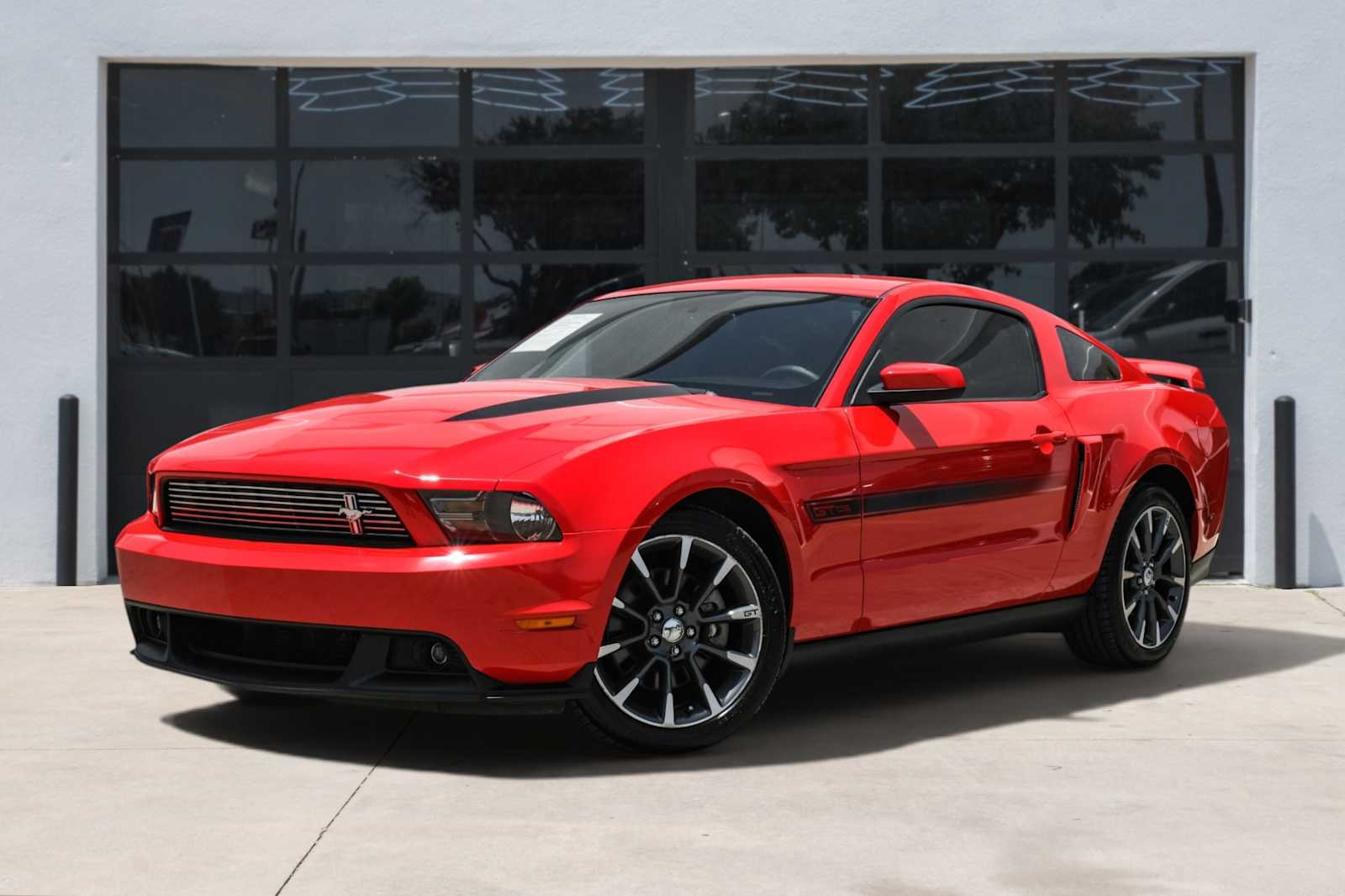 Race Red 2011 Ford Mustang Coupe Rear-Wheel Drive 6-Speed Automatic