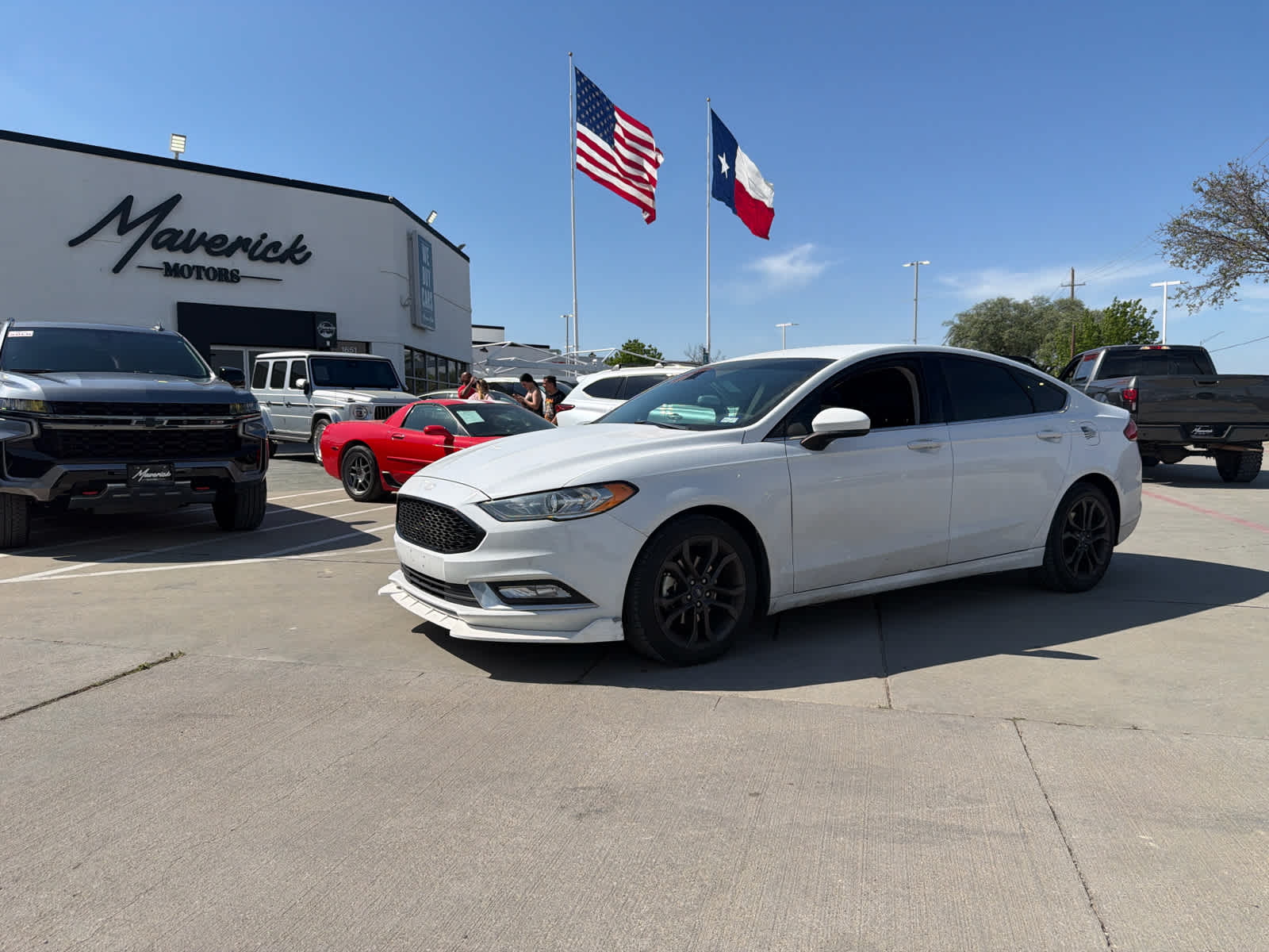 Oxford White 2018 Ford Fusion SE Sedan Front-Wheel Drive 6-Speed Automatic
