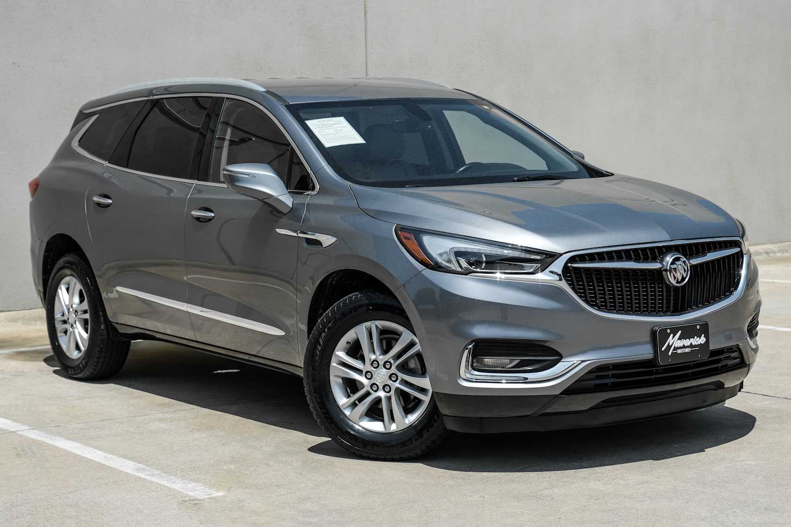 View vehicle photo 6