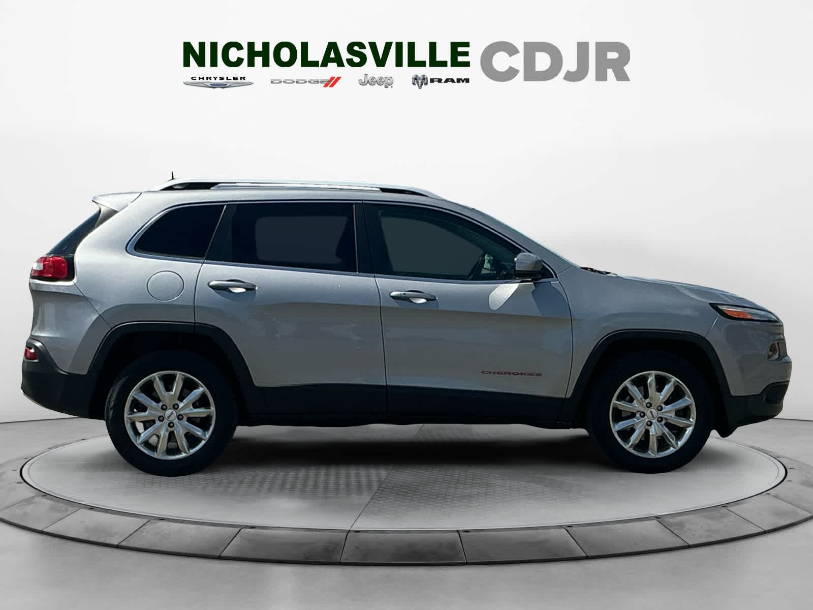Used 2017 Jeep Cherokee SUV